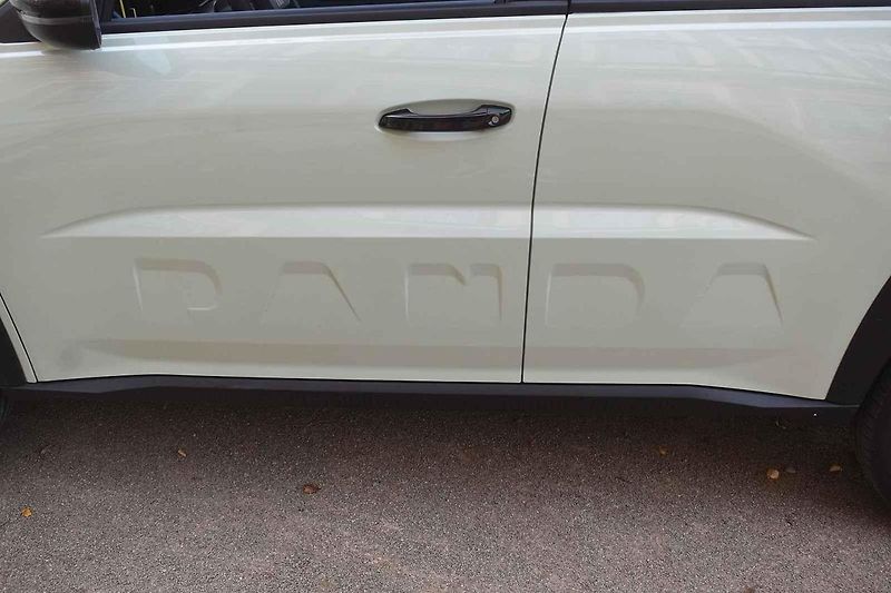 Fiat Grande Panda bude pro dvou až tříčlenné rodiny dobrým společníkem.
