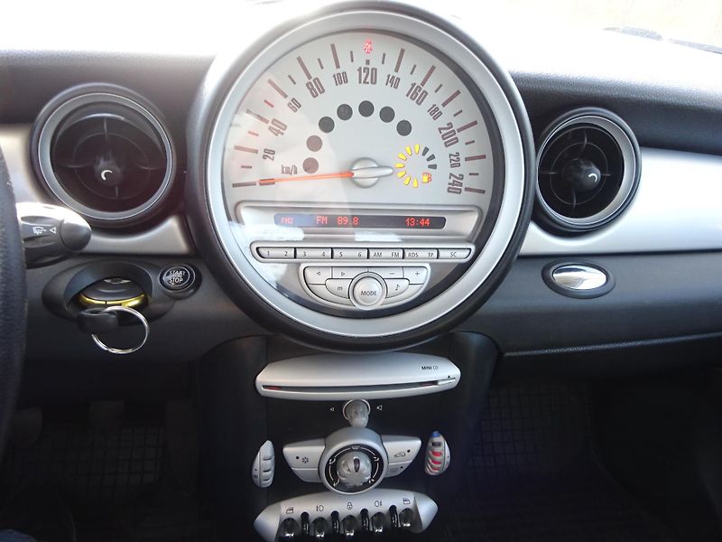 Mini One 1.4 70kW KLIMA SERVIS - fotka 12 z 20