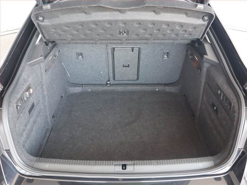 Škoda Superb (2018) Style 2.0 TDI, Automat, Kůže - fotka 14 z 24