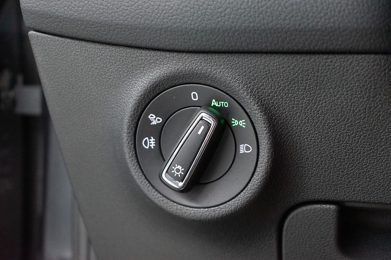 Škoda Kodiaq TDI 147kW L&K*TAŽNÉ*WEBASTO*ČR - fotka 18 z 52