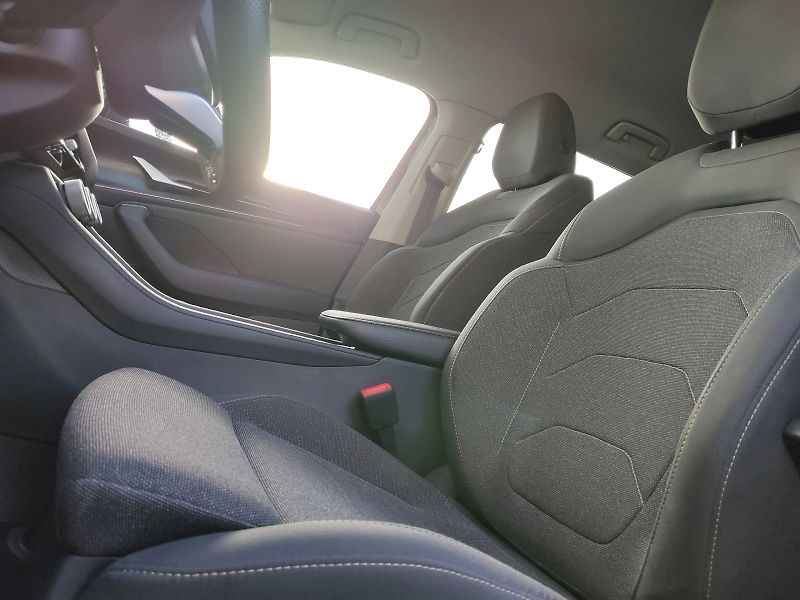Škoda Kodiaq (2024) Selection 2,0 Tdi 110 Kw DSG + - fotka 25 z 39