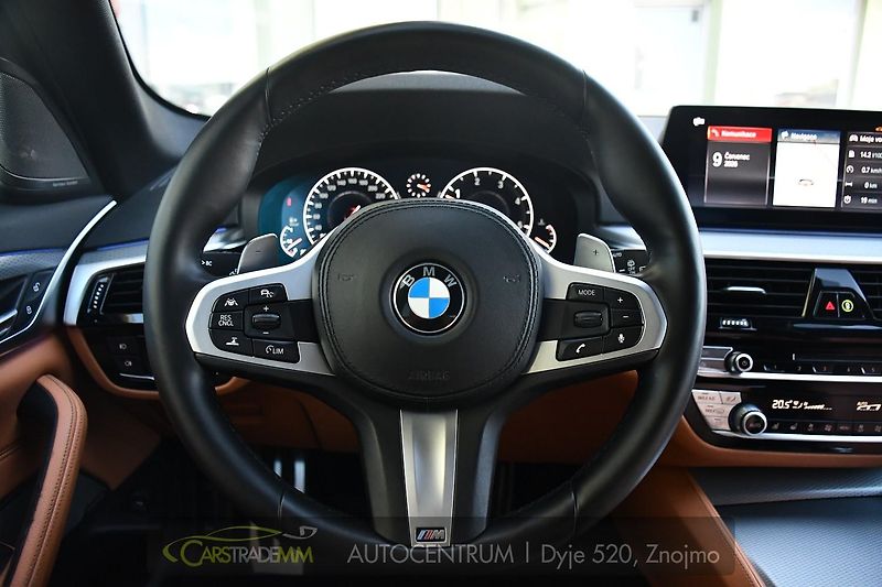 BMW Řada 5 530xD M-SPORT H&K HUD ACC PANO - fotka 25 z 51