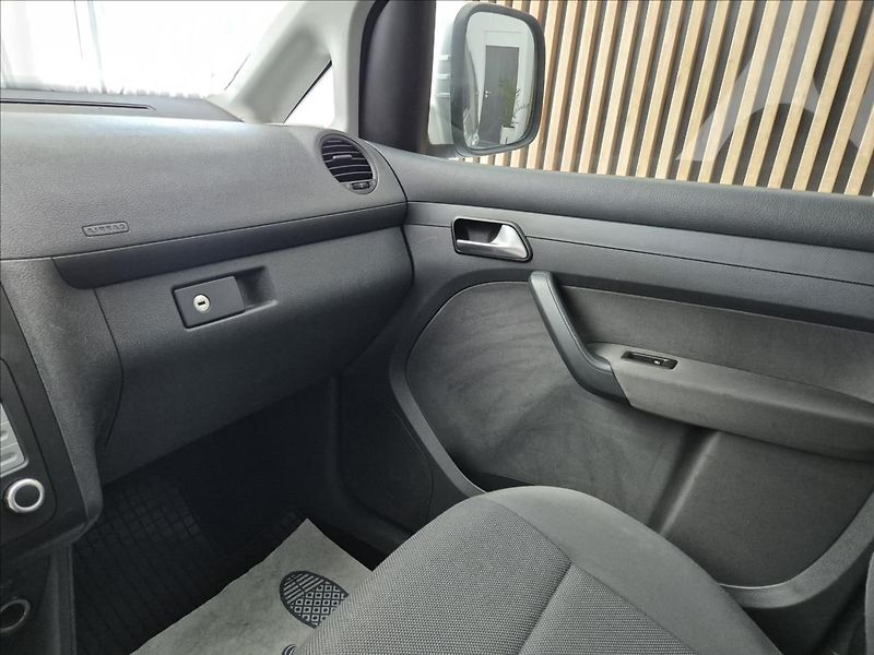 Volkswagen Caddy I CNG MAXI - fotka 13 z 20