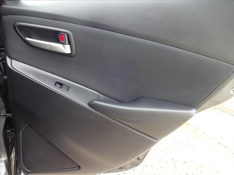 Mazda 2 1,5 i SKYACTIVE - fotka 27 z 48