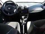 Dacia Duster (2011) 1.6i, 1.maj, AC, tažné - náhled 8