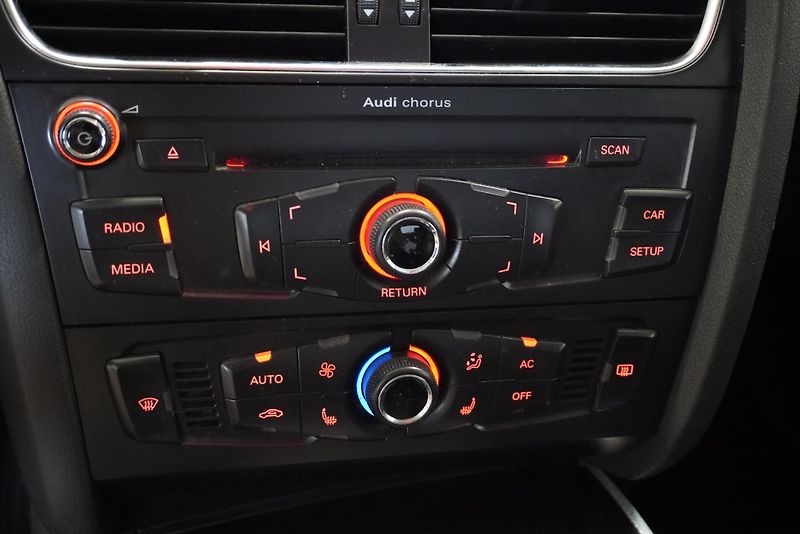 Audi A5 2.0 TFSi 132 kW AUTOMAT KUPÉ  - fotka 15 z 22