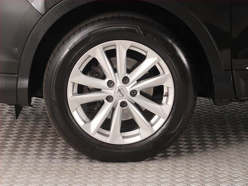 Nissan Qashqai (2016) 1.2 DIG-T, Serv.kniha, Navi - fotka 14 z 17