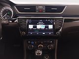 Škoda Superb (2016) Laurin&Klement 2.0 TDI - náhled 12