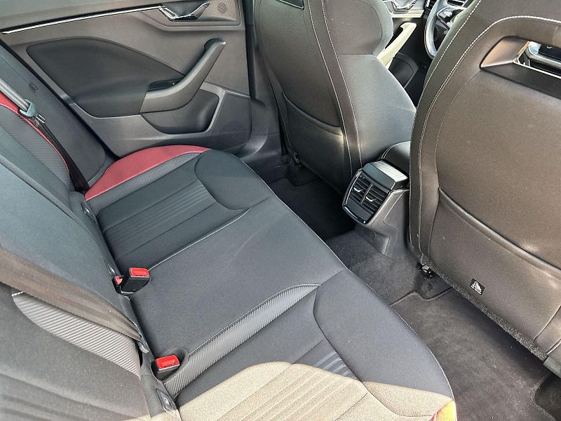 Škoda Kamiq (2022) 1.0 TSI Monte Carlo - fotka 10 z 32