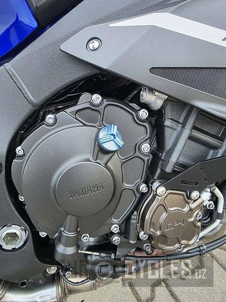 Yamaha MT-10 (2017) - fotka 16 z 20