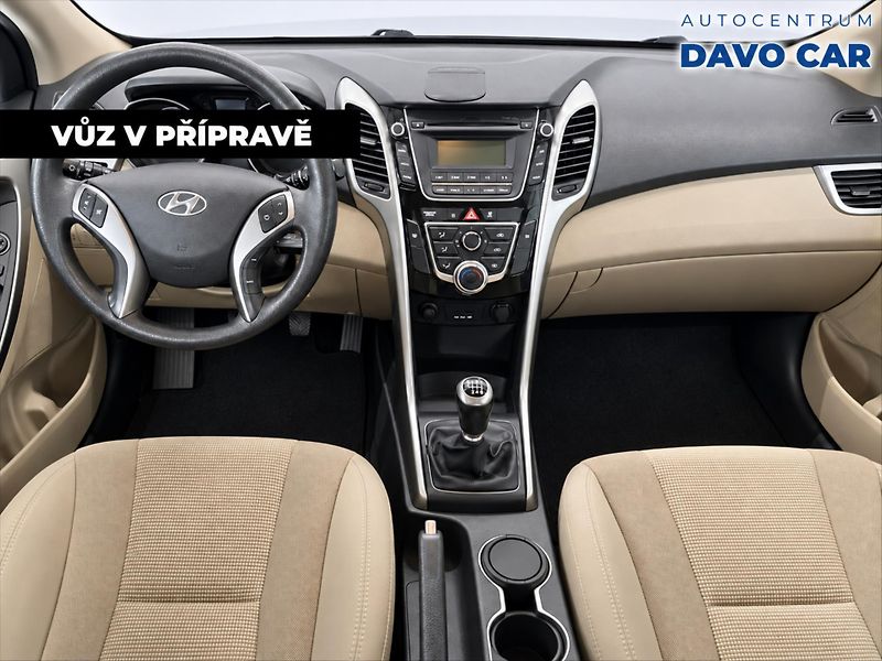 Hyundai i30 1,4 i 73kW CVVT Trikolor CZ - fotka 5 z 12