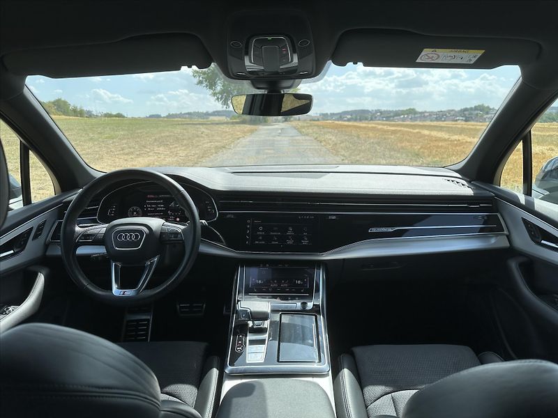 Audi Q7 3.0 - fotka 32 z 40