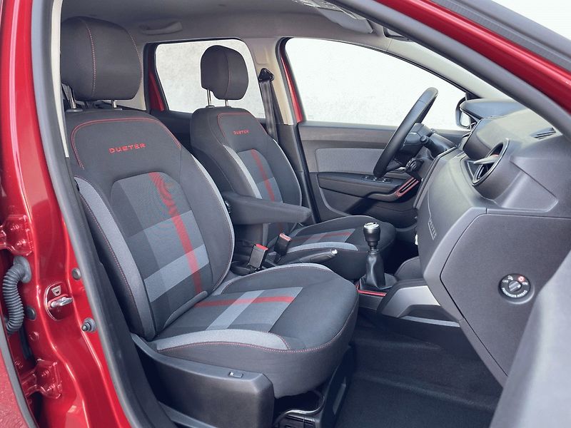 Dacia Duster (2019) EXTREME 1,3TCe 150k 4x2 - fotka 8 z 19