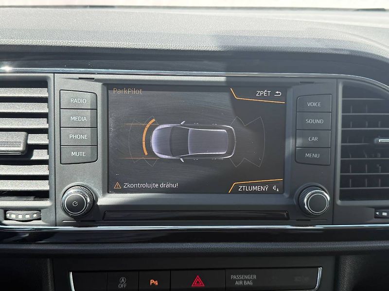 Seat Leon (2016) 1.4 TSI 92 kW Style - fotka 13 z 20