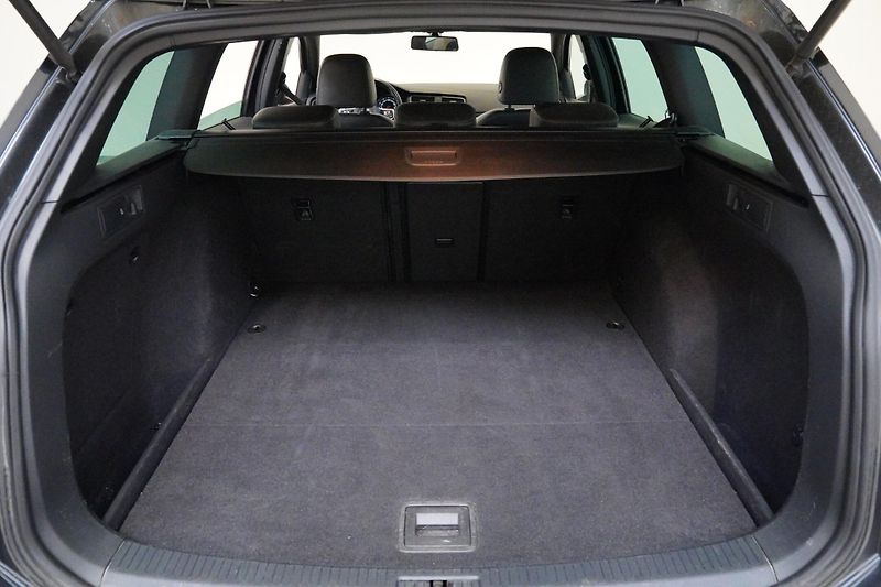 Volkswagen Golf - fotka 26 z 26