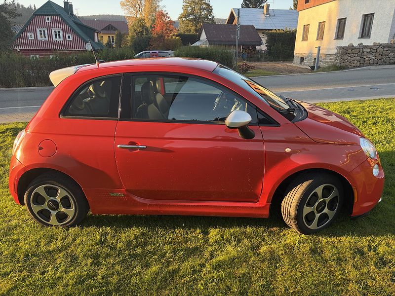 Fiat 500 (2014) - fotka 6 z 14