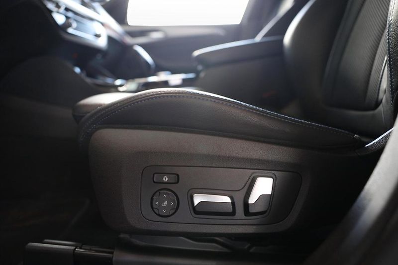 BMW X4 xDrive30d - fotka 27 z 31