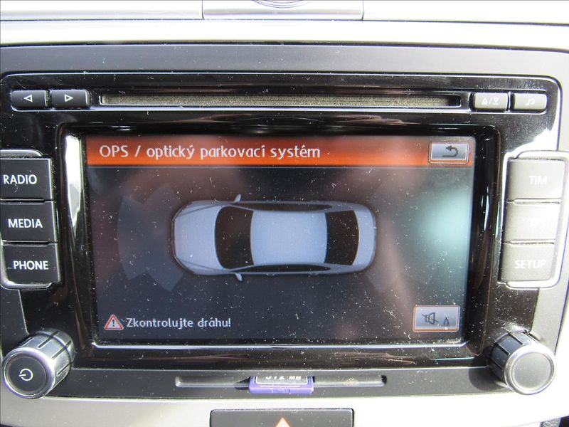 Volkswagen Passat 1,6 TDi 77kW Variant - fotka 17 z 30