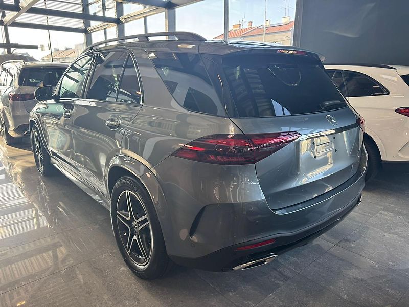 Mercedes-Benz GLE (2025) 450 d 4MATIC - fotka 4 z 20