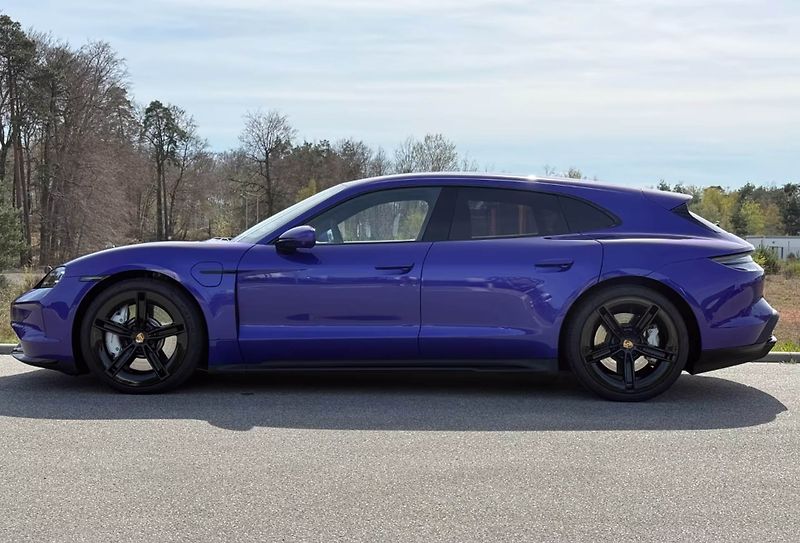 Porsche Taycan GTS Sport Turismo HuD 360 Inno - fotka 5 z 28