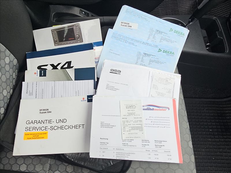 Suzuki SX4 1,6 VVTI 88KW STYLE  AUTOMAT - fotka 32 z 43