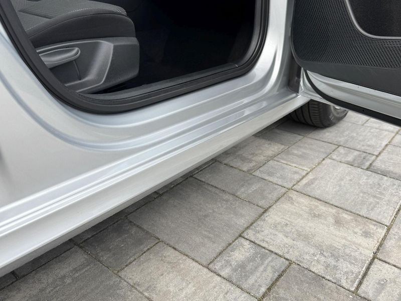 Škoda Octavia 2.0TDI 110kw 4x4 DSG + tažné z - fotka 38 z 46