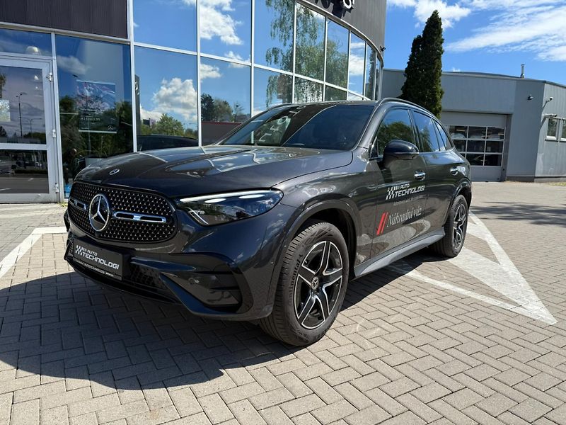 Mercedes-Benz GLC (2024) 300 de 4MATIC - fotka 2 z 27