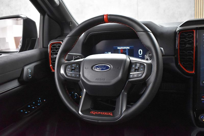 Ford Ranger V6 RAPTOR 4x4*TAŽNÉ*ZÁRUKA*ČR - fotka 19 z 46