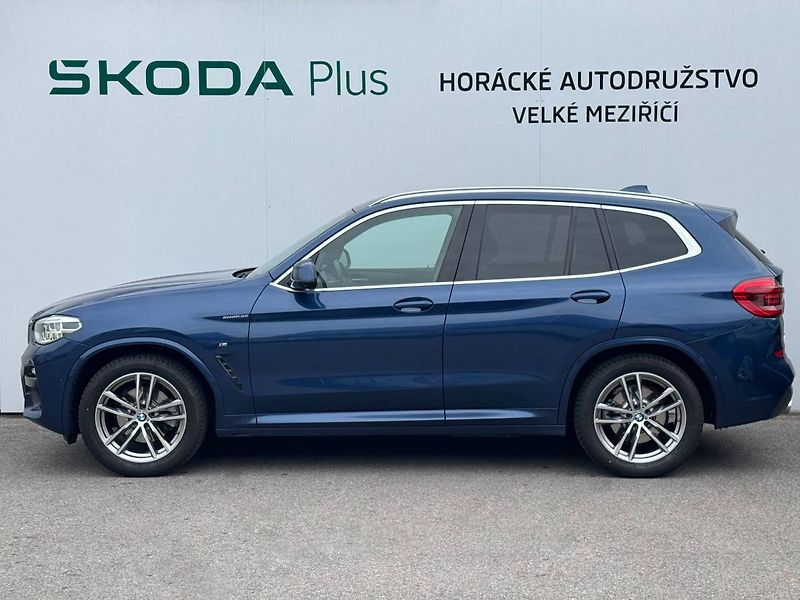 BMW X3 20d 2.0 140 kW xDrive M SPORT - fotka 3 z 38