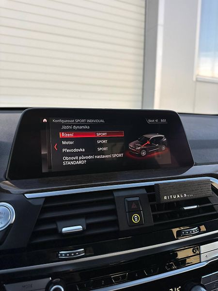 BMW X3 (2020) G01 SDRIVE 30i 2.0 TURBO 2020 - fotka 38 z 39