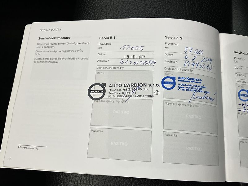 Volvo XC90 D5 AWD Momentum AT8, ČR - fotka 46 z 50