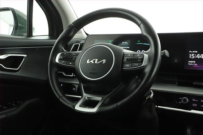 Kia Sportage (2022) 1.6 T-GDI - fotka 8 z 20