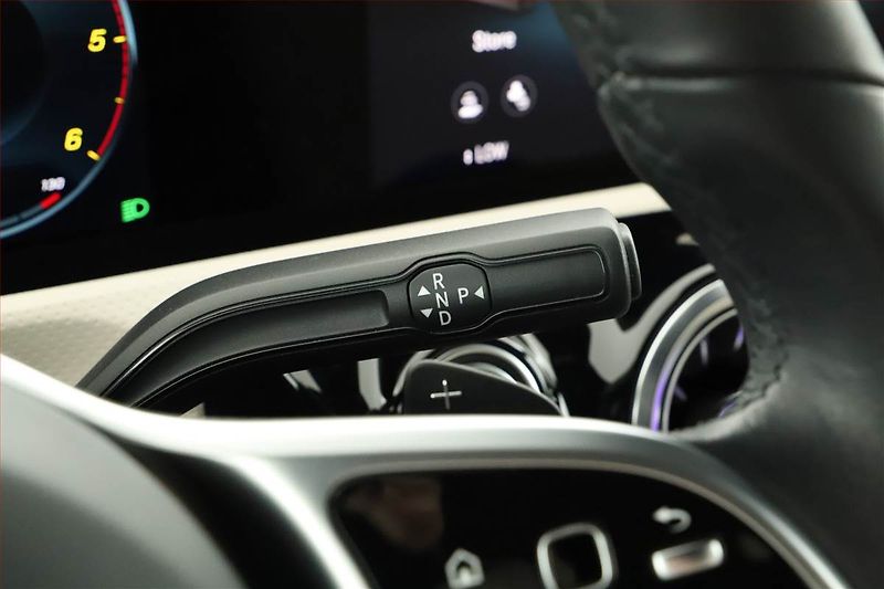 Mercedes-Benz CLA (2022) 200 d - fotka 12 z 22