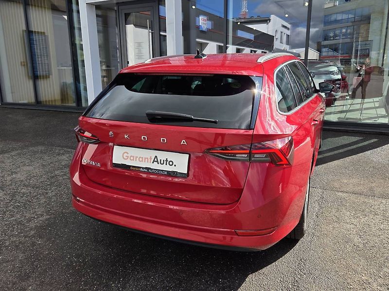 Škoda Octavia (2022) 1.5 TSI DSG Style+ - fotka 3 z 37