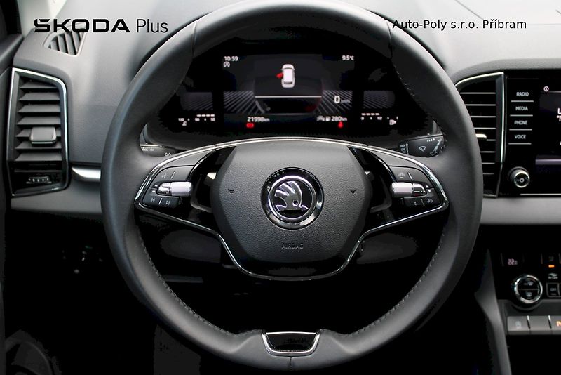 Škoda Karoq (2024) Ambition 1.5TSI / 110kW 6°MP - fotka 17 z 24