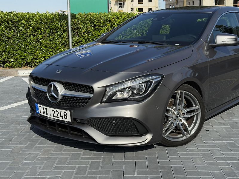 Mercedes-Benz CLA (2018) 180 90 kW / AMG line - fotka 11 z 19