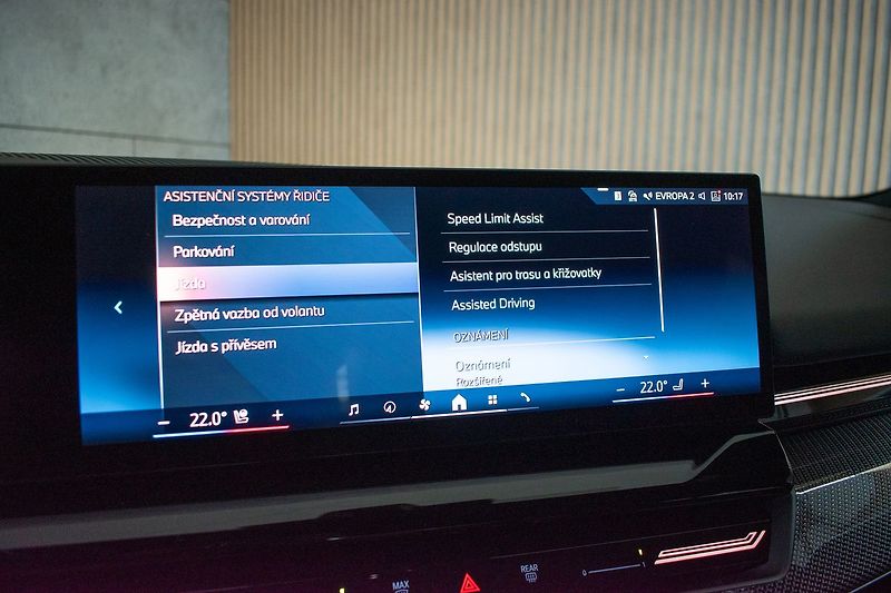 BMW Řada 5 540d xDrive ///M*HK*ČR*ZÁRUKA - fotka 39 z 58