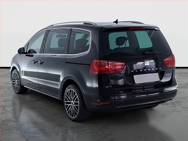 Seat Alhambra (2013) 2.0 TDI, 7 míst, Navi - fotka 4 z 20
