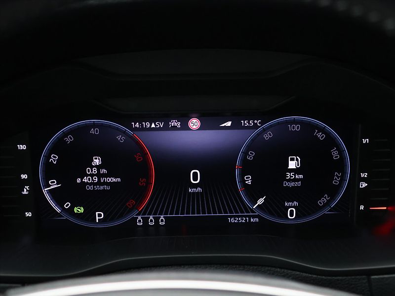Škoda Karoq 2,0 TDI DSG 4x4 Sportline DPH - fotka 19 z 37