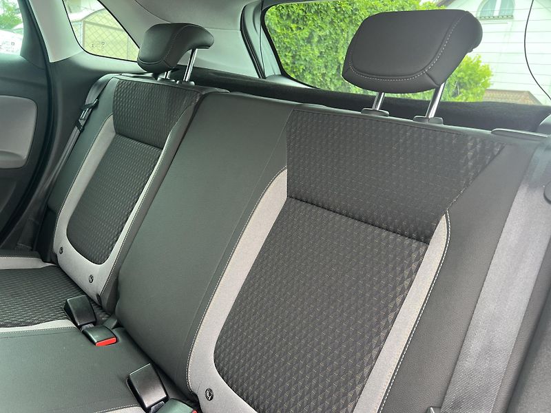 Opel Crossland X 1.2T AUTOMAT NOVÉ ROZVODY - fotka 30 z 48