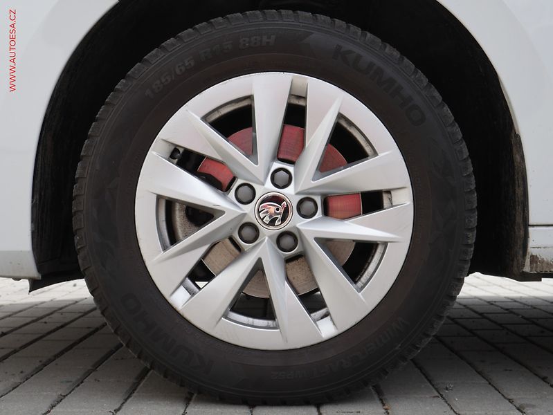 Škoda Fabia (2022) 1.0 TSI, 1.maj,ČR, Style, LED - fotka 17 z 20