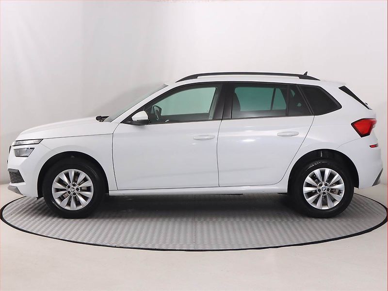 Škoda Kamiq (2019) Style 1.0 TSI, Serv.kniha - fotka 3 z 20