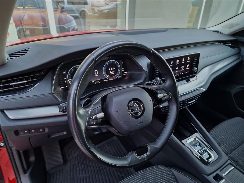 Škoda Octavia 2.0TDI DSG Ambition,ČR,1.Maj. - fotka 20 z 50