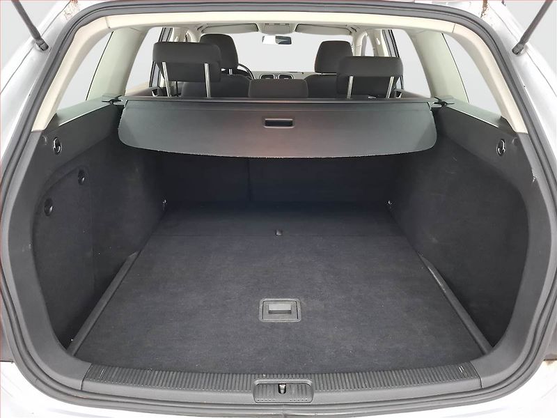 Volkswagen Golf (2010) 1.2 TSI, Tempomat - fotka 13 z 14