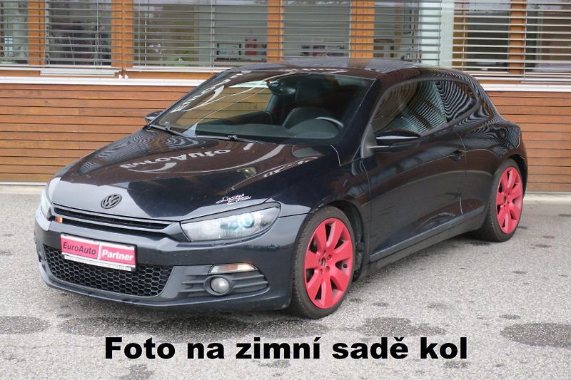 Volkswagen Scirocco (2009) 2,0TDI SPORT Panorama Bi-Xenon - fotka 43 z 44