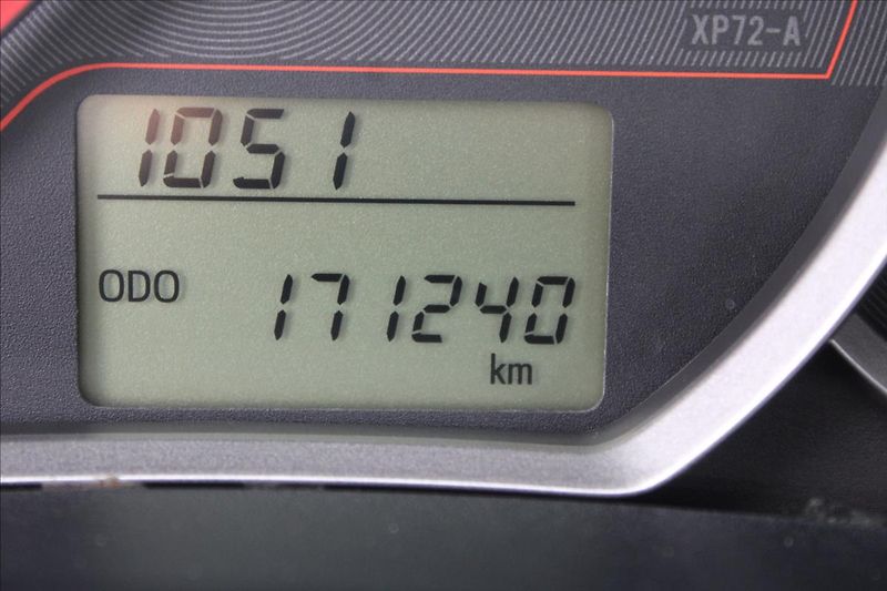 Toyota Yaris 1,0 VVT-i  NOVÉ V ČR,1.MAJITEL - fotka 9 z 23