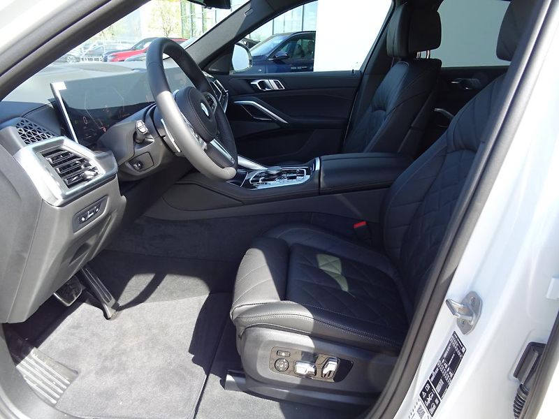 BMW X6 xDrive30d - fotka 2 z 7