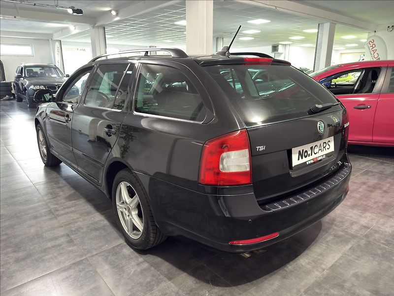Škoda Octavia 1,4   TSI 90KW CARPLAY XENON - fotka 4 z 33