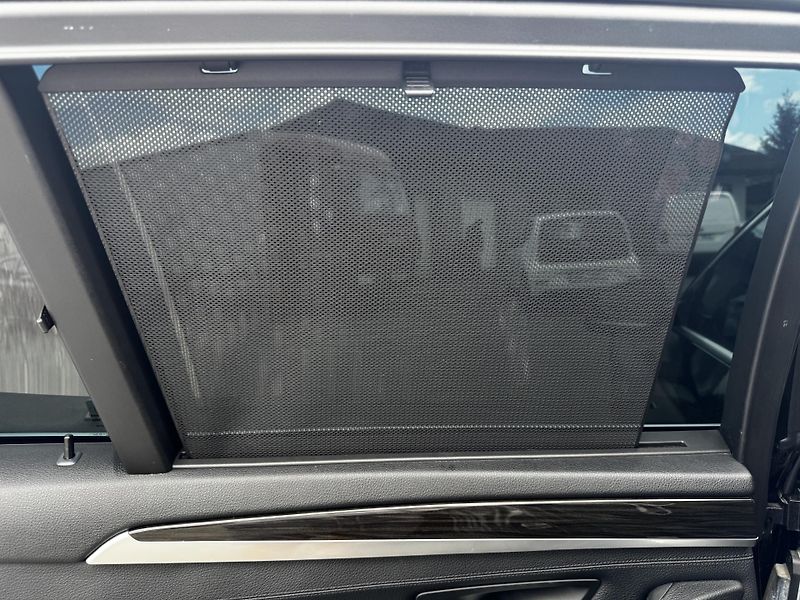 BMW Řada 5 (2012) 530XD M-paket - fotka 21 z 29