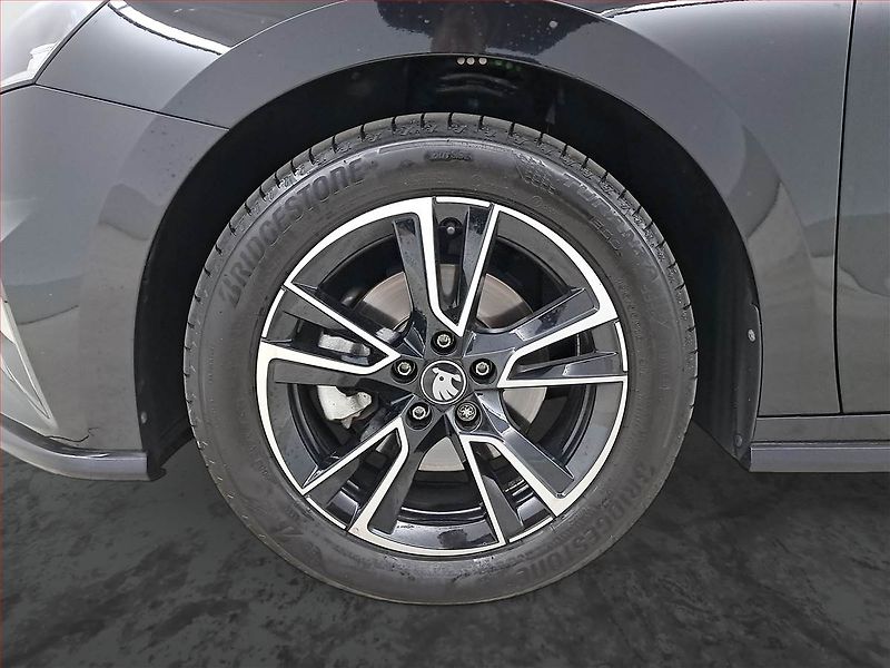 Škoda Fabia (2026) 1.0 TSI, MONTE CARLO, AUTOMAT - fotka 15 z 20